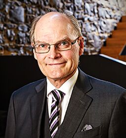 Larry Dent - partner of Arnold Thomas & Becker Lawyers